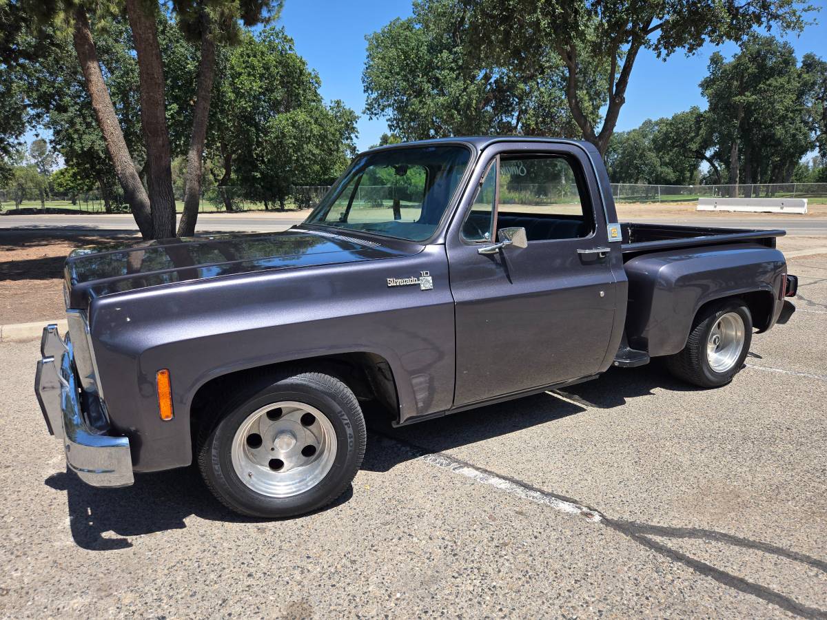 Chevy-stepside-1976