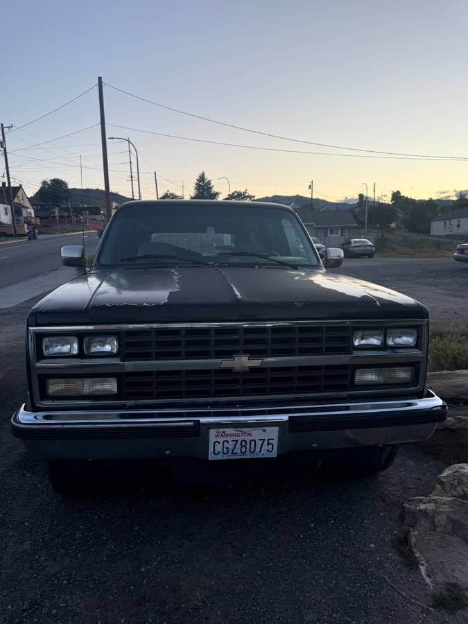 Chevy-suburban-1500-4x4-1989-black