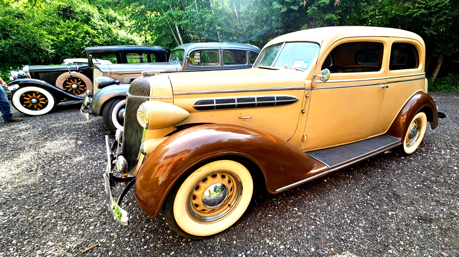 Chrysler-Airstream-2-door-1936-Sedan