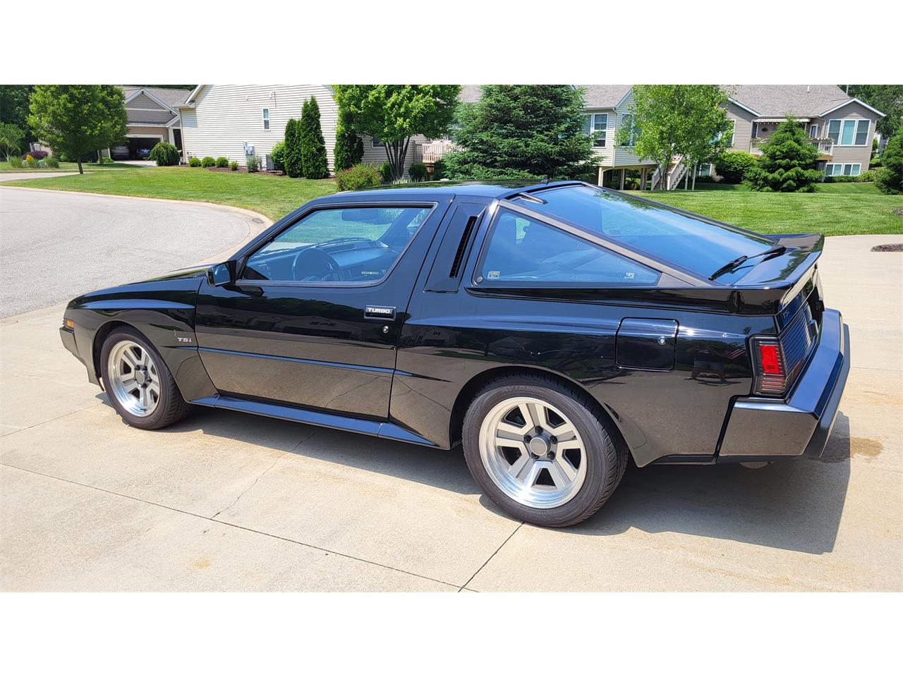 Chrysler-Conquest-1986-Black-Black-Leather