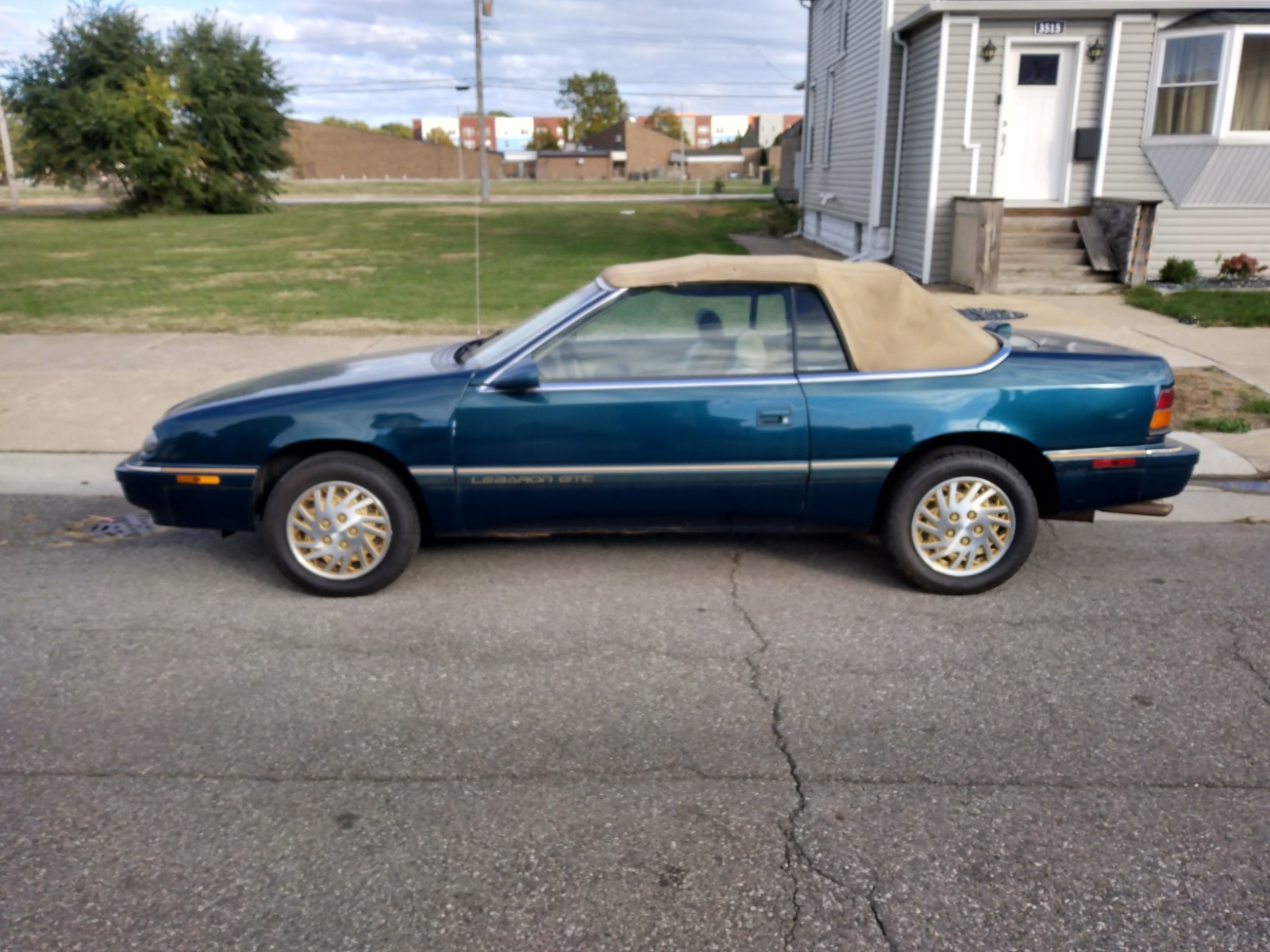 Chrysler-LeBaron-1994-Convertible-Tan