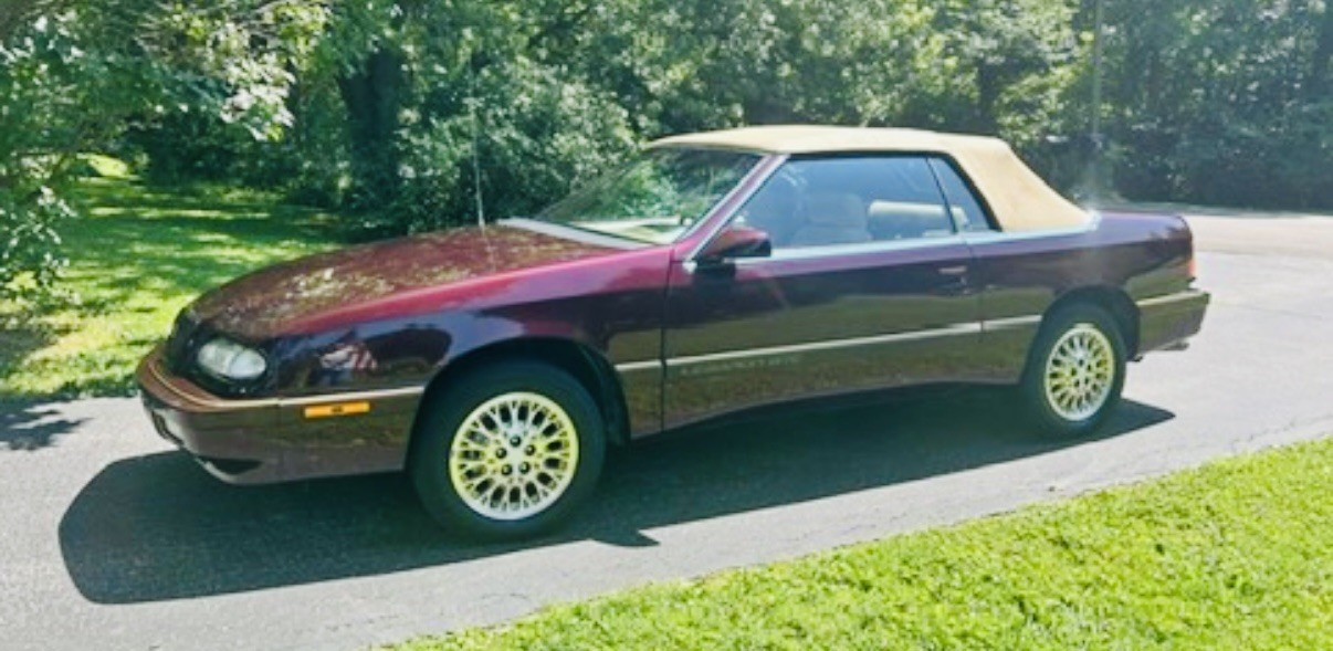 Chrysler LeBaron 1995