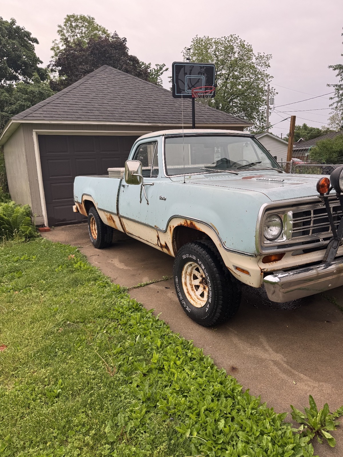 Dodge 100 1975