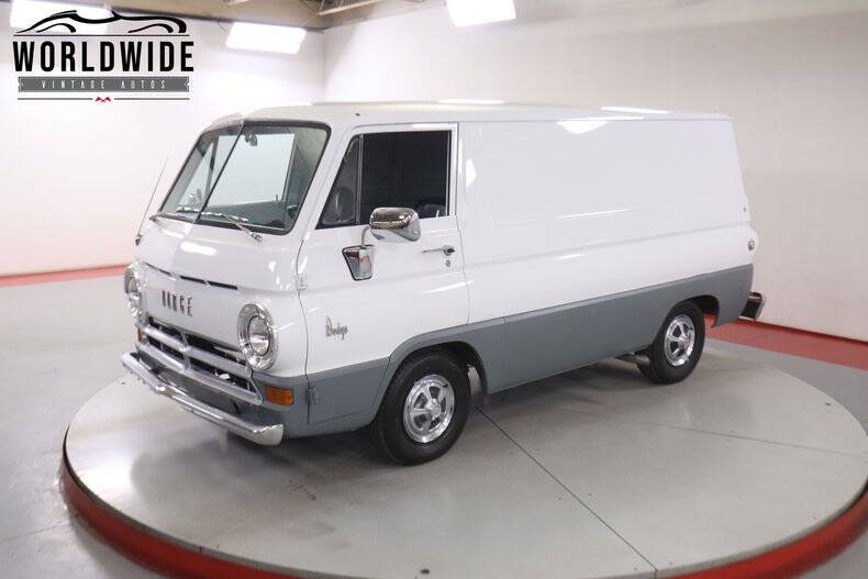 Dodge-A100-1965-White-Black