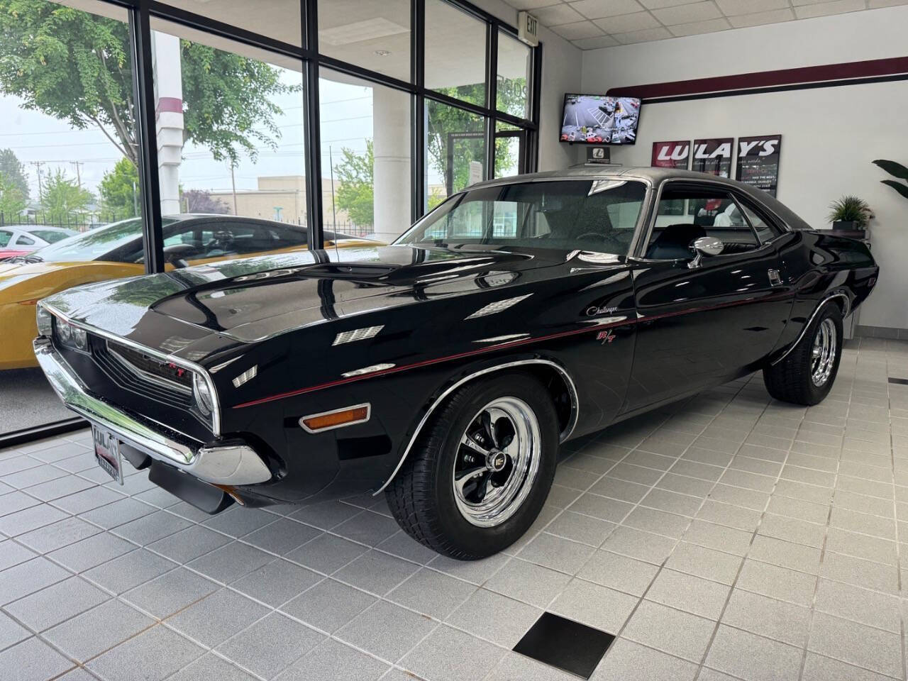 Dodge-Challenger-1970-Black-Black