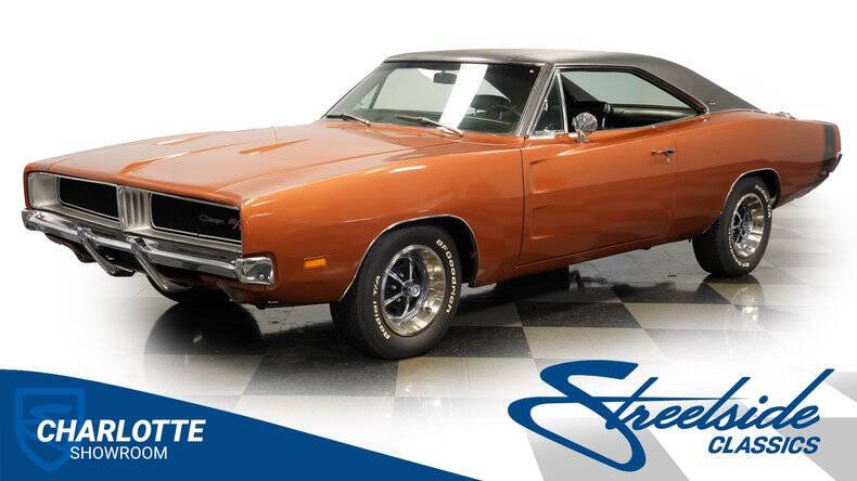 Dodge-Charger-1969-Copper-Metallic-Black