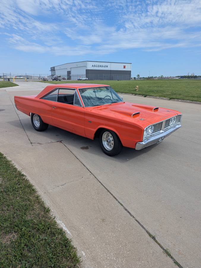 Dodge-Coronet-1966-orange