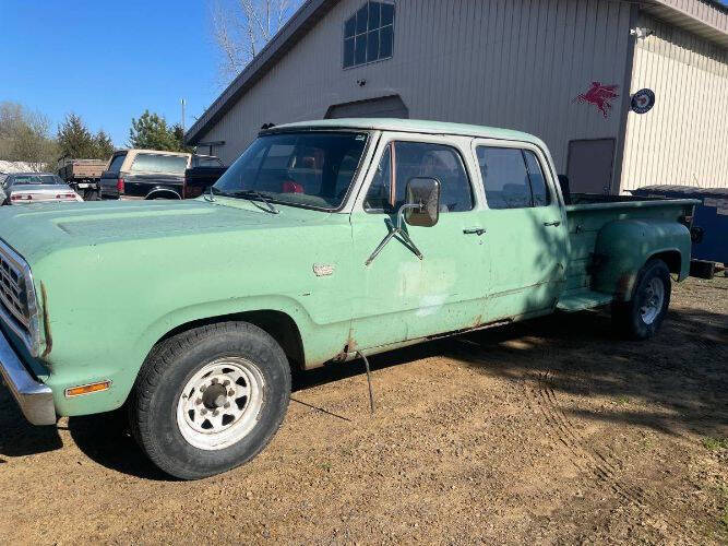 Dodge-Crew-cab-1976-Green