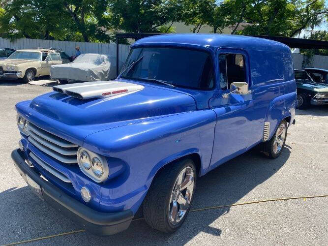 Dodge-D100-pickup-1960