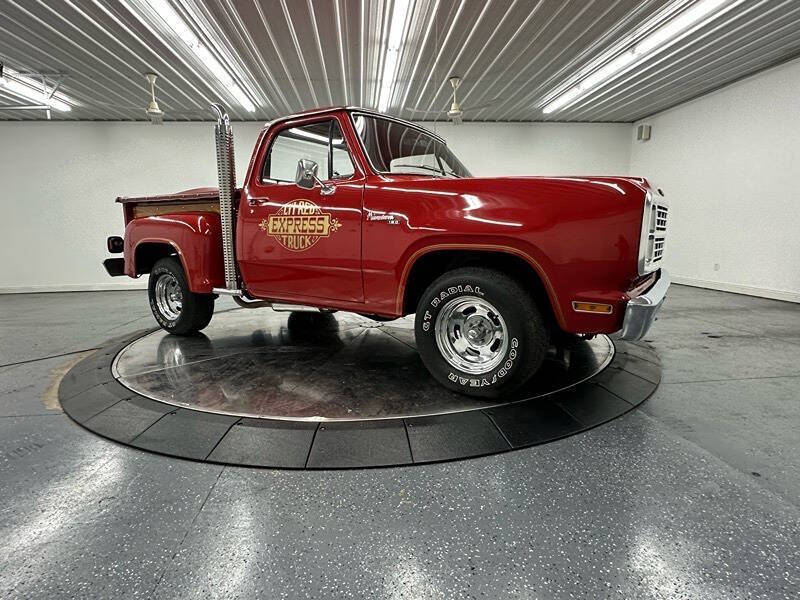 Dodge-D150-pickup-1979-Burgundy-Burgundy