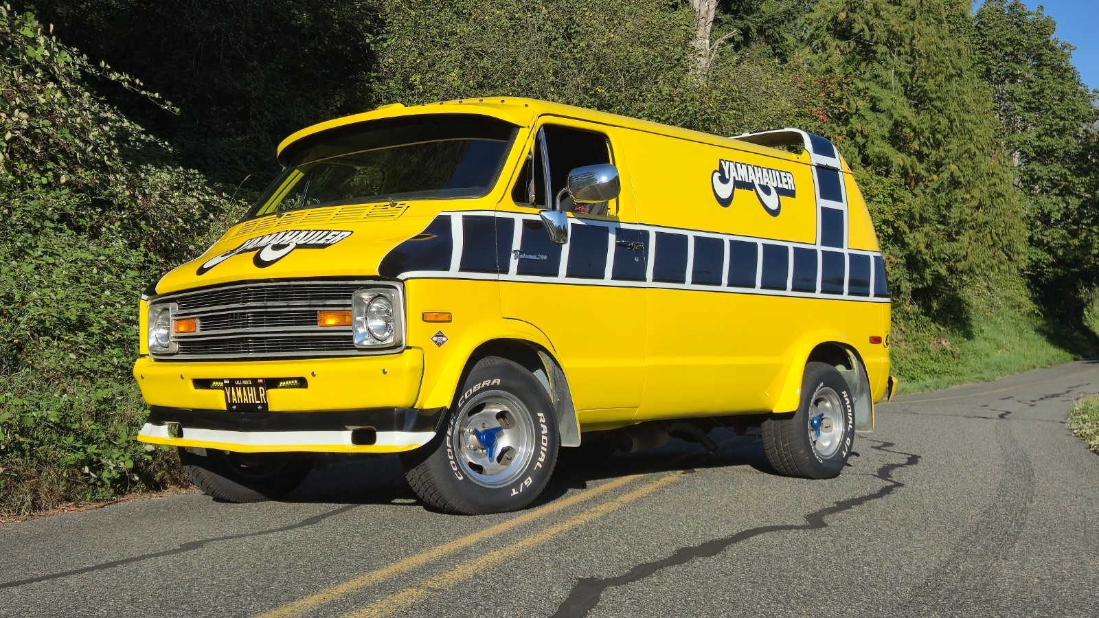 Dodge-Other-1977-Standard-Passenger-Van-Black