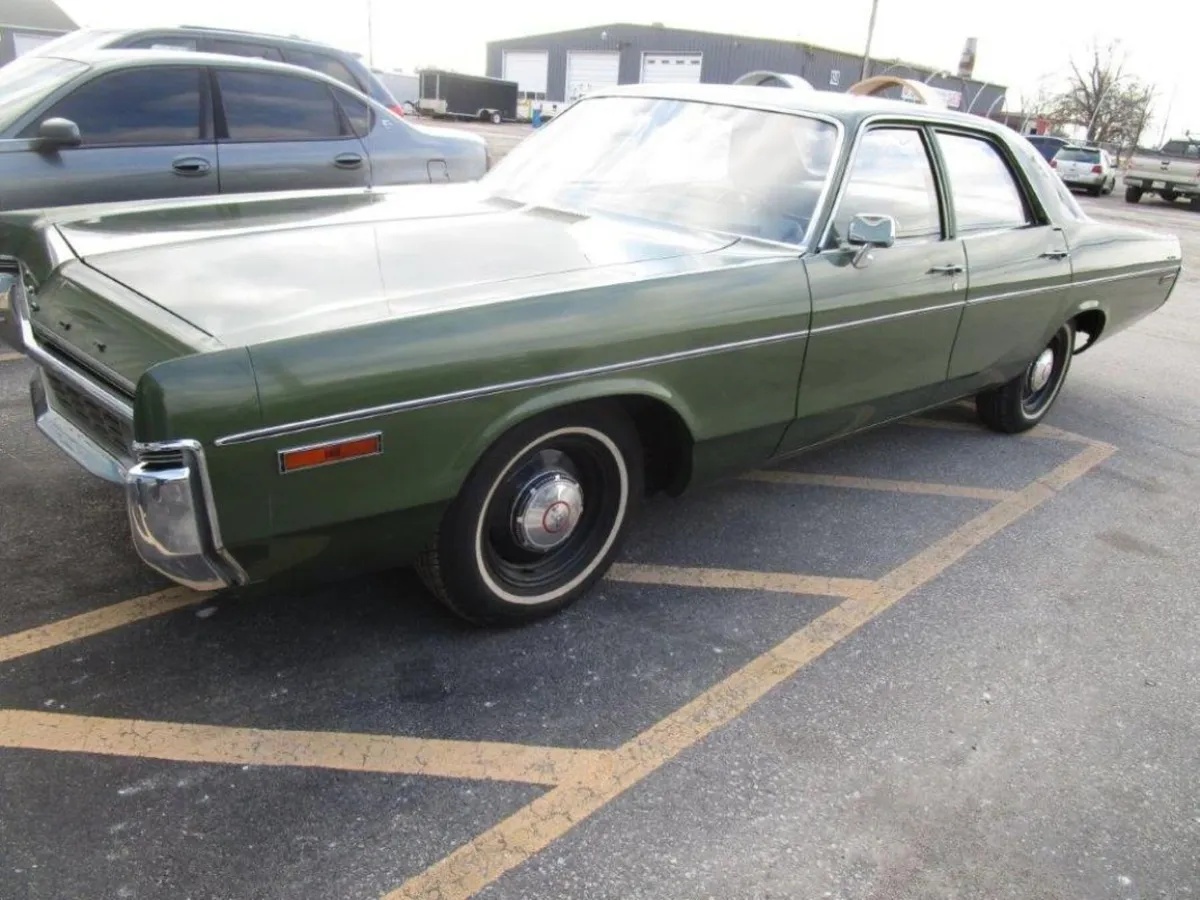 Dodge-Polara-1972-Dark-Metallic-Green-Green-Cloth