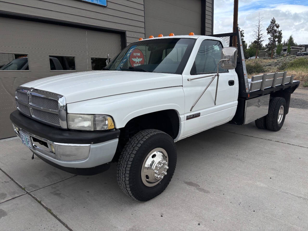 Dodge-Ram-3500-1994-White-Gray