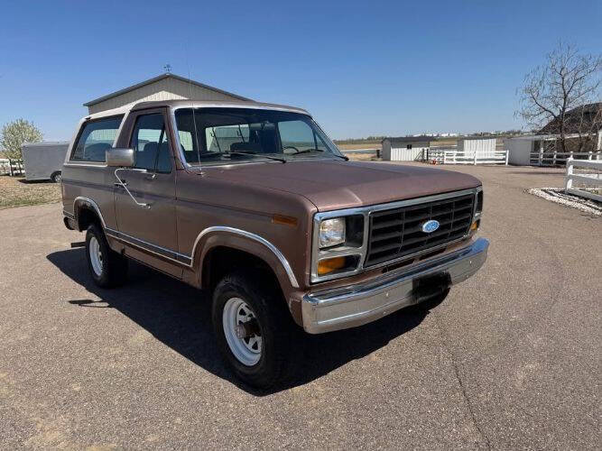 Ford-Bronco-1982