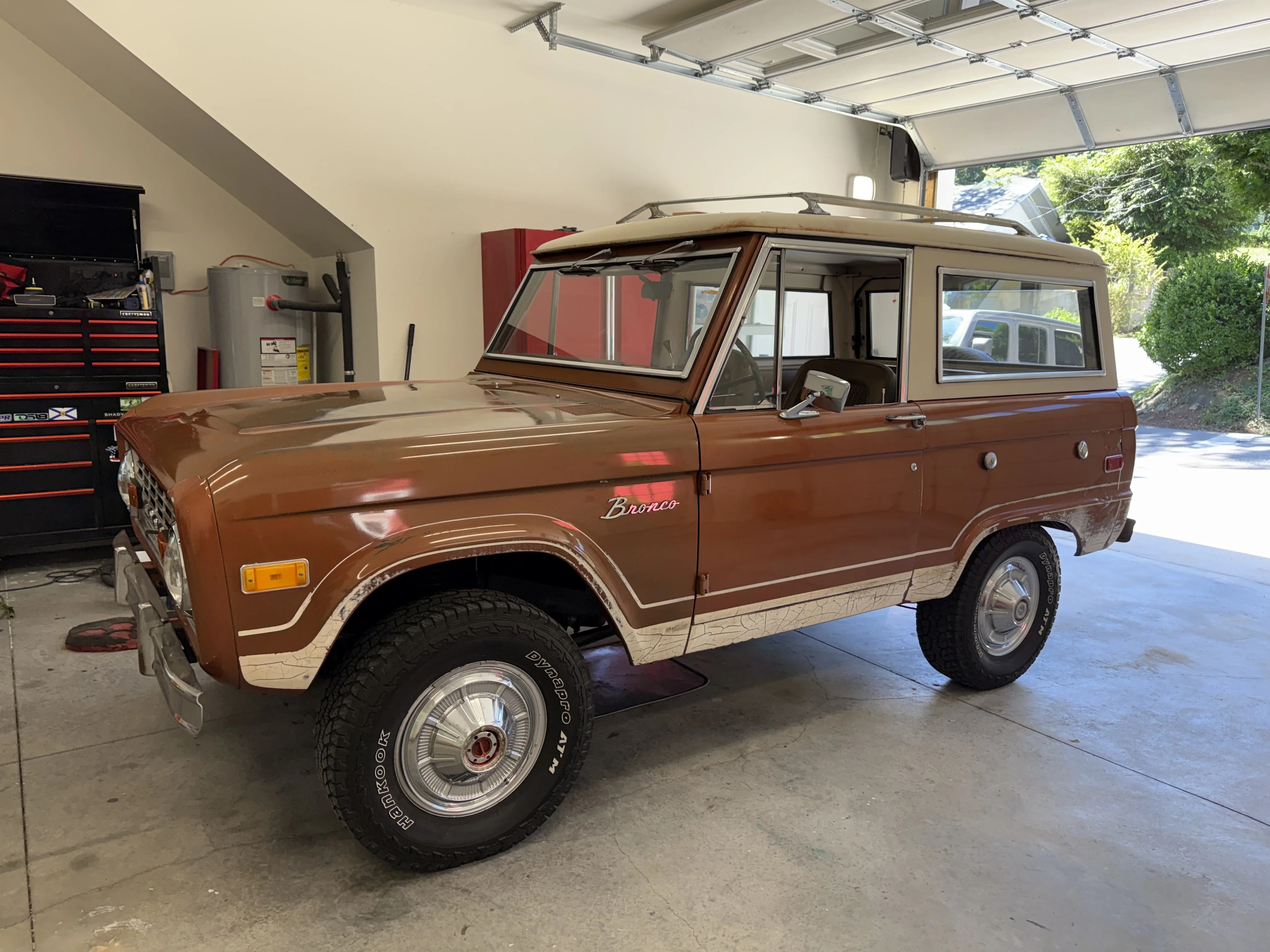 Ford-Bronco-2-door-1974-Brown-Brown
