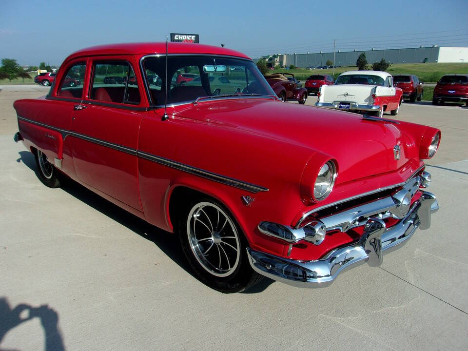 Ford-Crestline-1954-Torch-Red-Torch-Red-And-Black