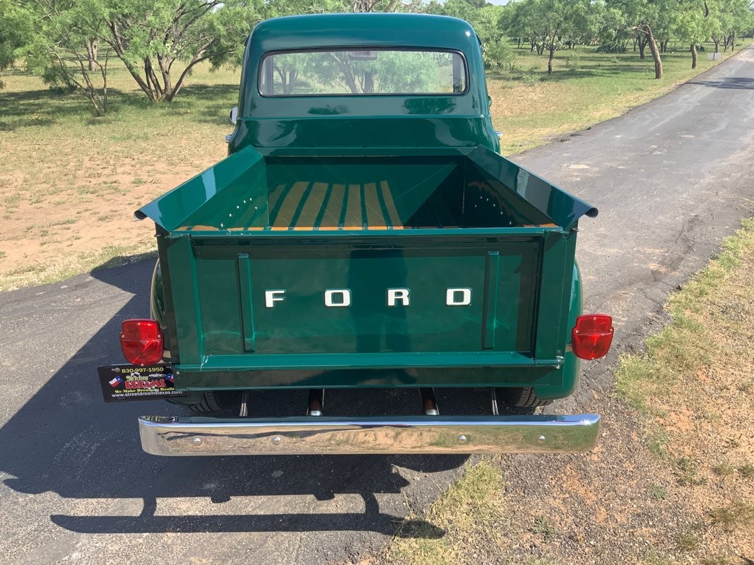 Ford-F-100-1955-Pickup-Truck-Grey