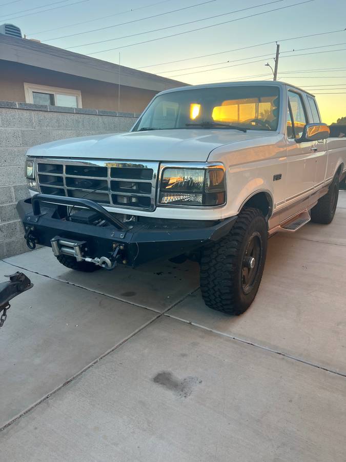 Ford-F-150-diesel-1995-white