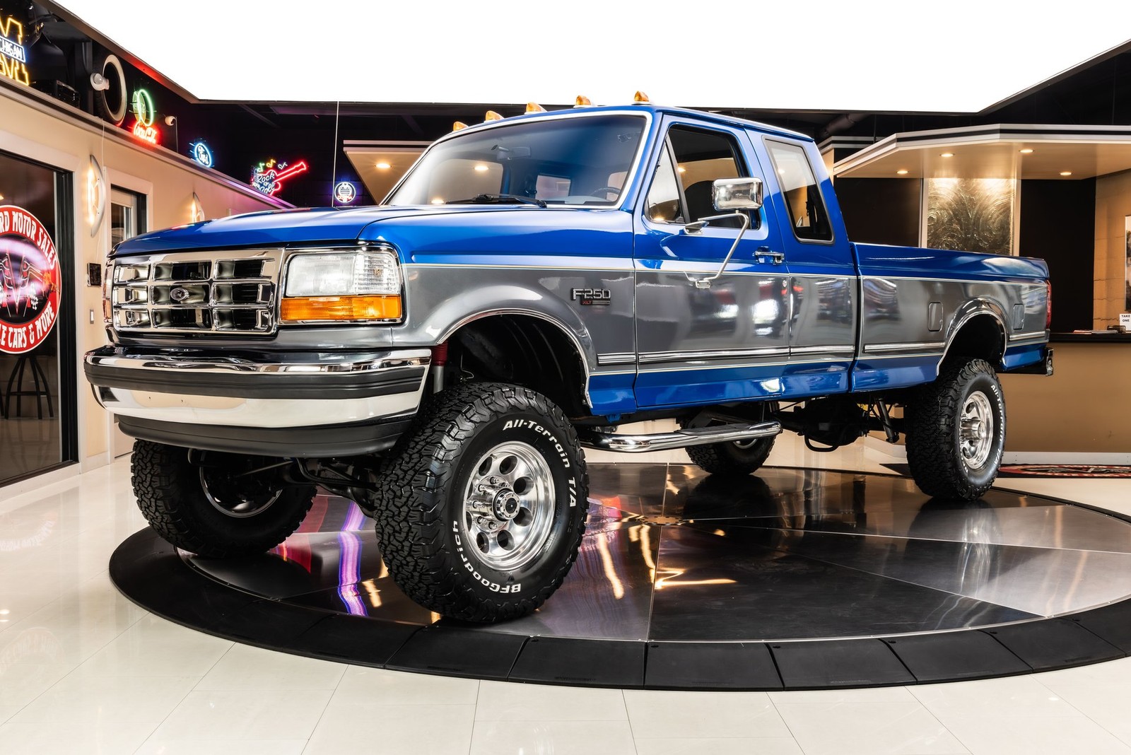 Ford-F-250-1992-Pickup-Truck-Gray