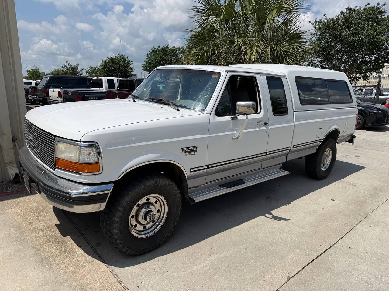 Ford-F-250-1996-White-Gray