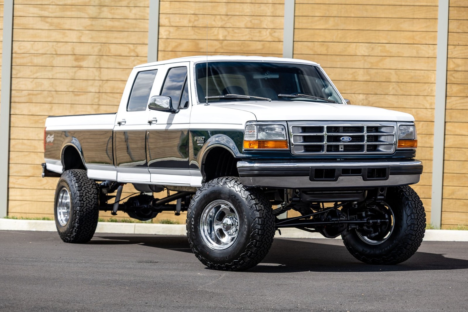 Ford-F-350-1996-Pickup-Truck-Gray