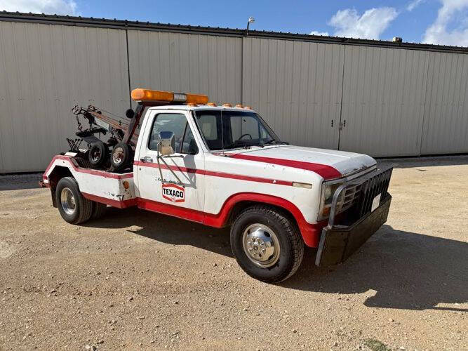 Ford-F-350-super-duty-1987-WhiteRed