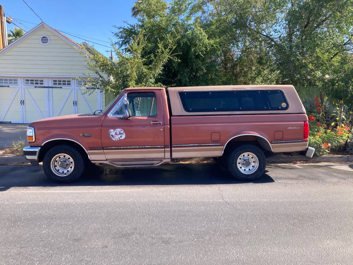 Ford-F150-1995-brown
