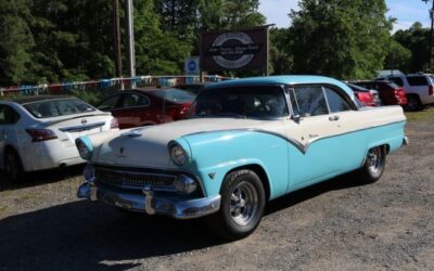 Ford Fairlane 1955