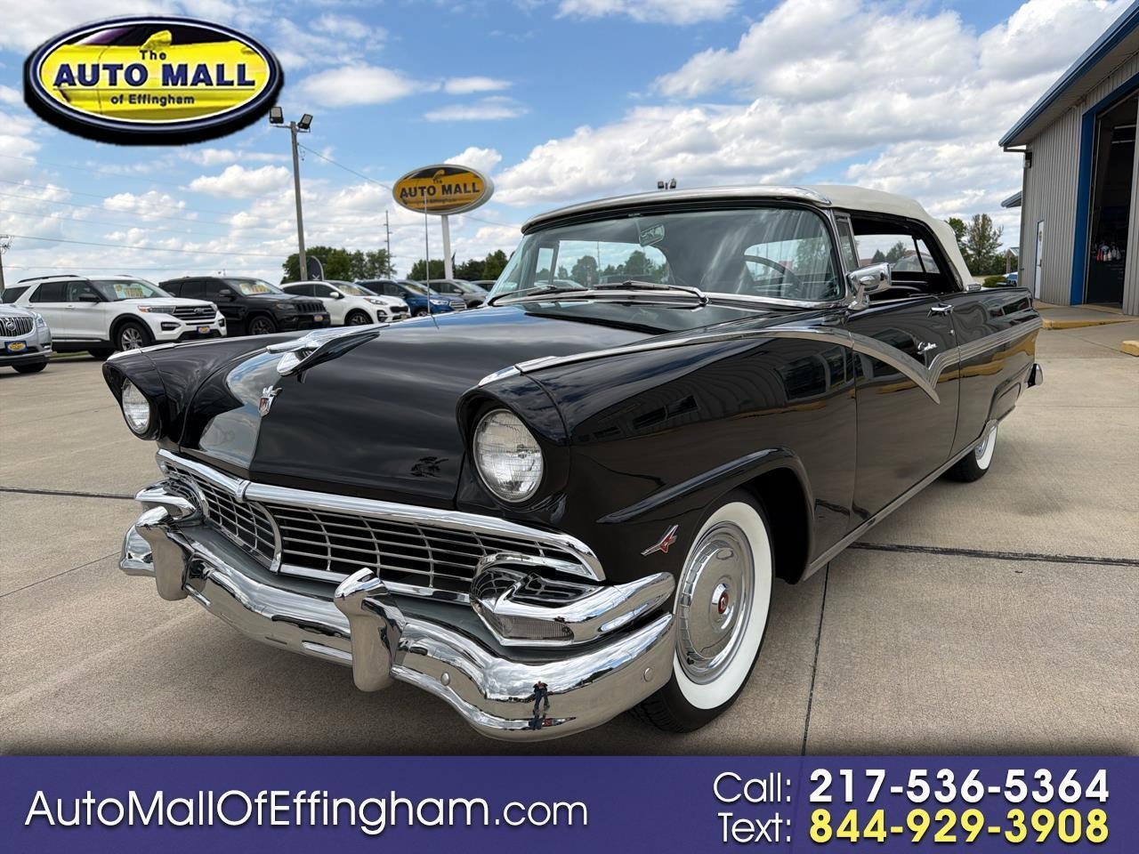 Ford Fairlane 1956