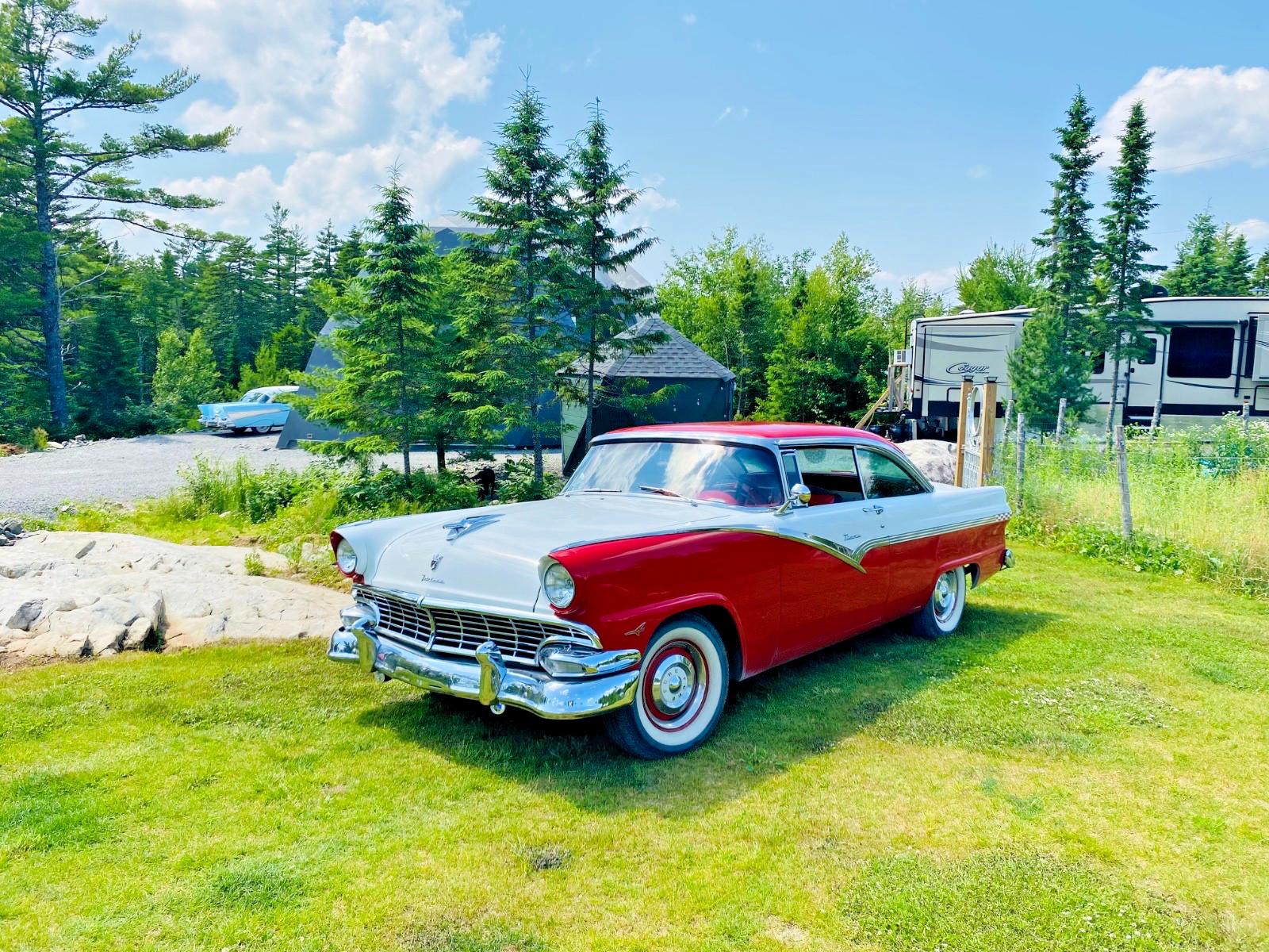 Ford Fairlane 1956