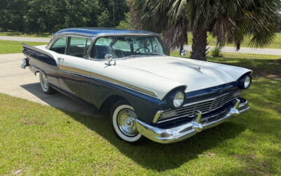 Ford Fairlane 1957