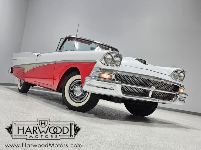 Ford Fairlane 1958