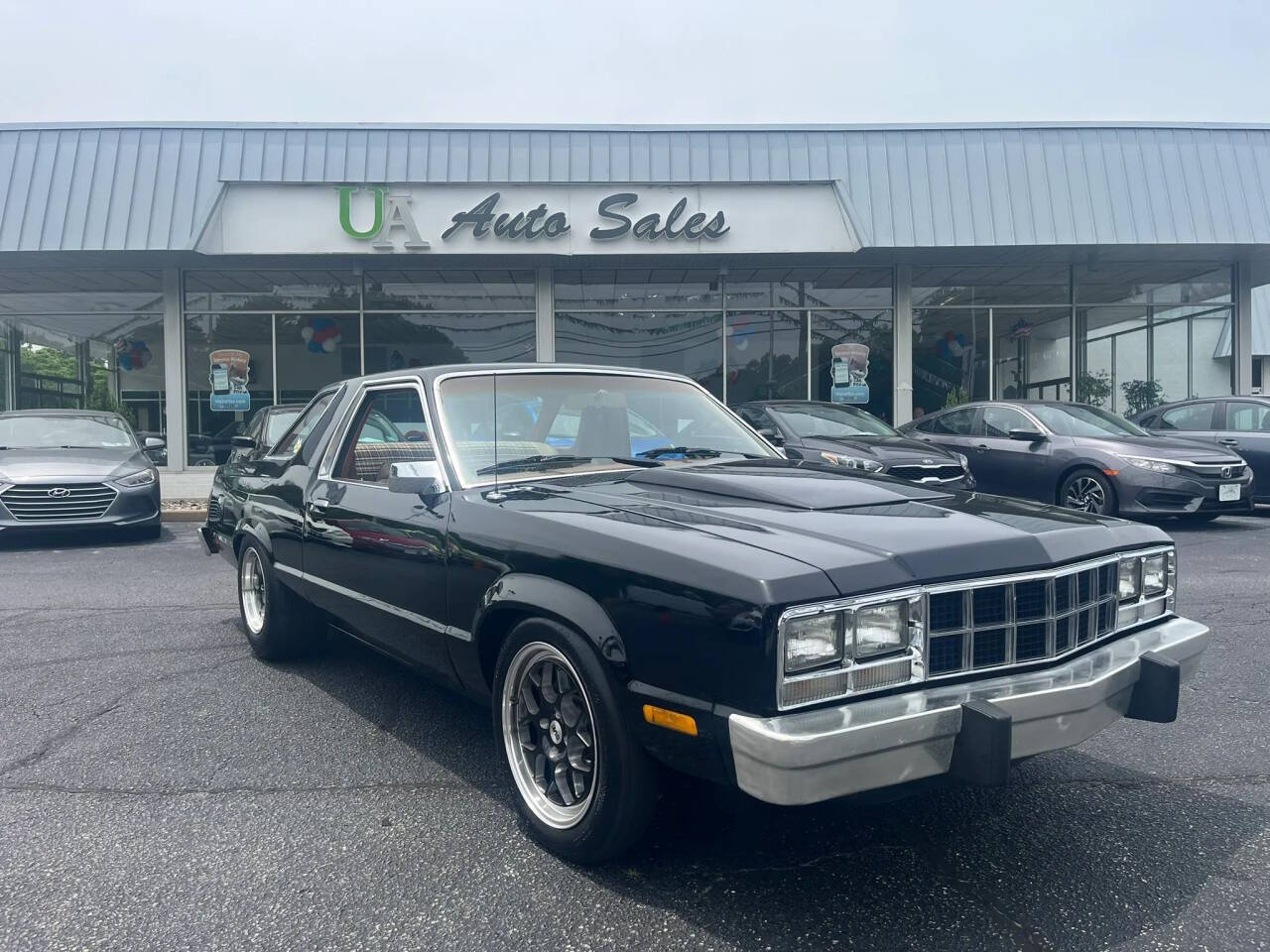 Ford-Fairmont-1978-Black-Beige
