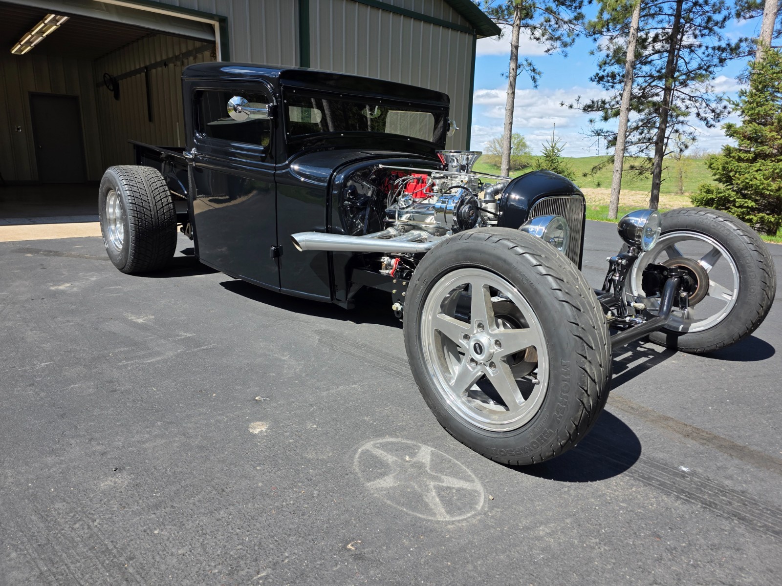 Ford-Model-BB-1933-Standard-Cab-Pickup-Black