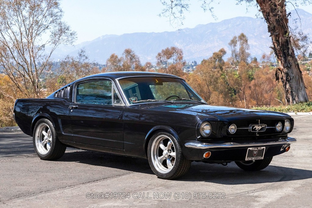 Ford-Mustang-1965-Other-Color