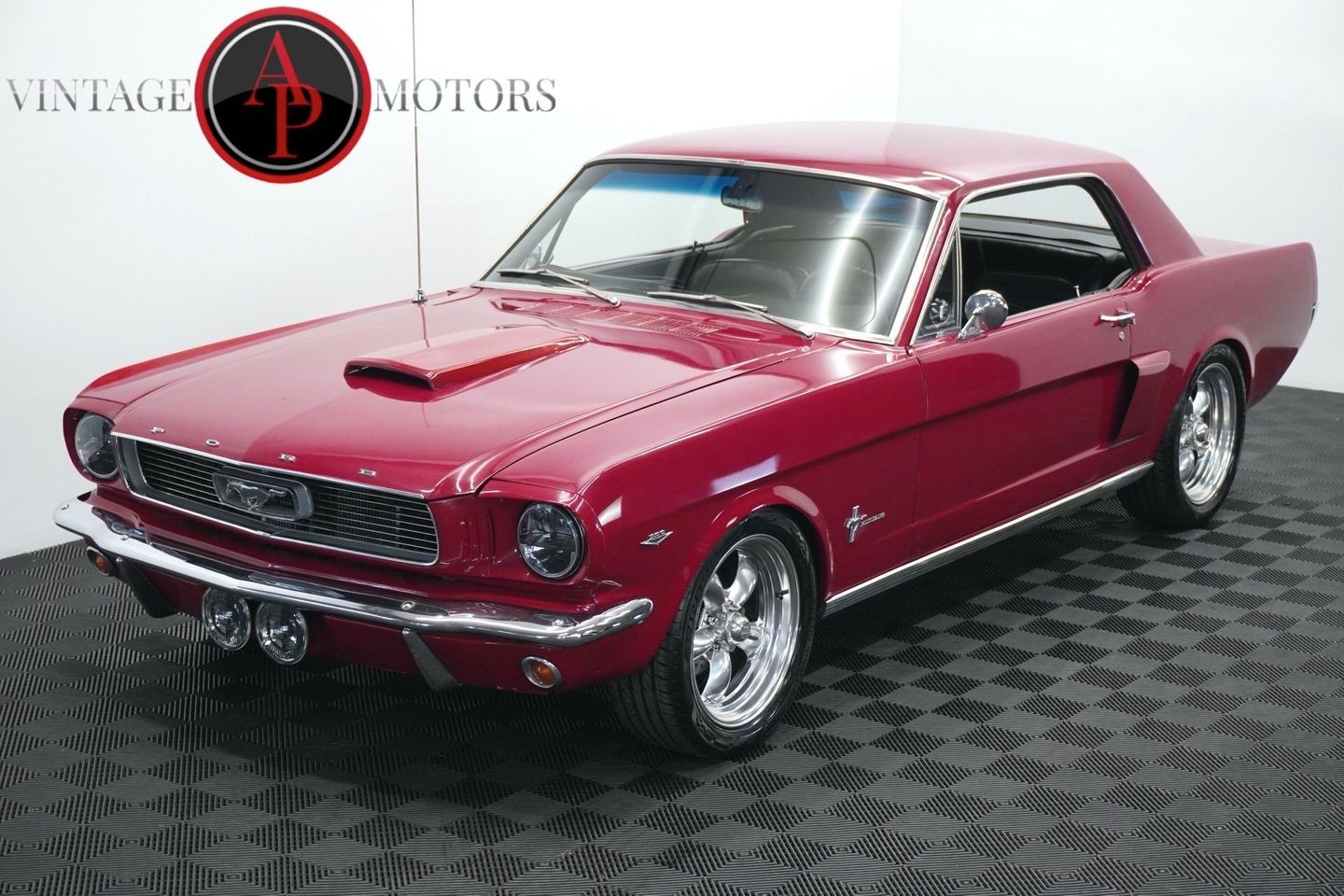 Ford-Mustang-1966-Black