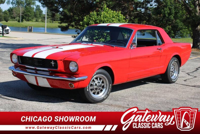 Ford-Mustang-1966-Red-Black