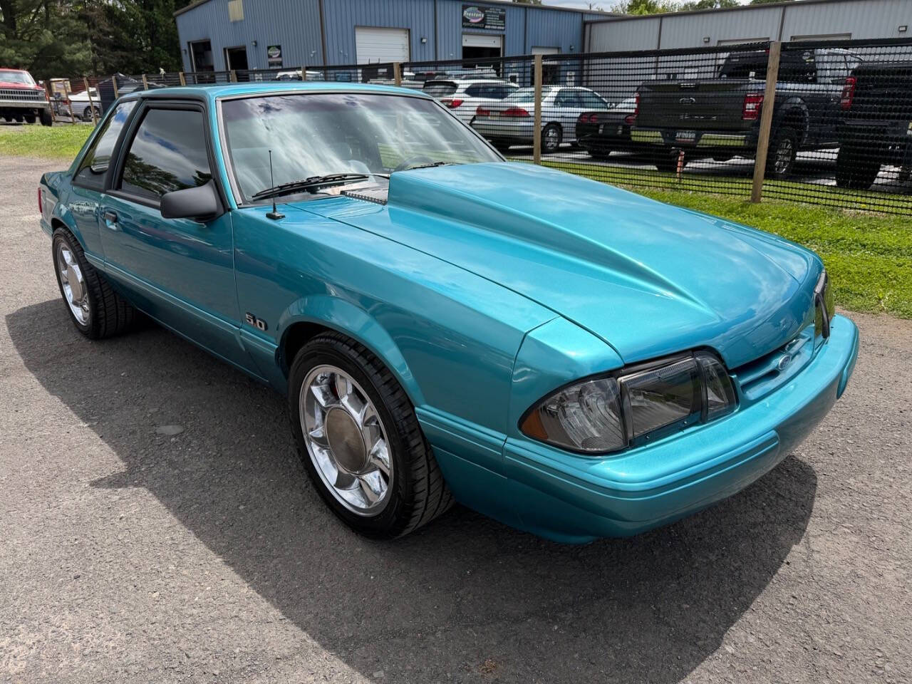 Ford-Mustang-1988-Turquoise-Gray Ford-Mustang-1988-Turquoise-Gray