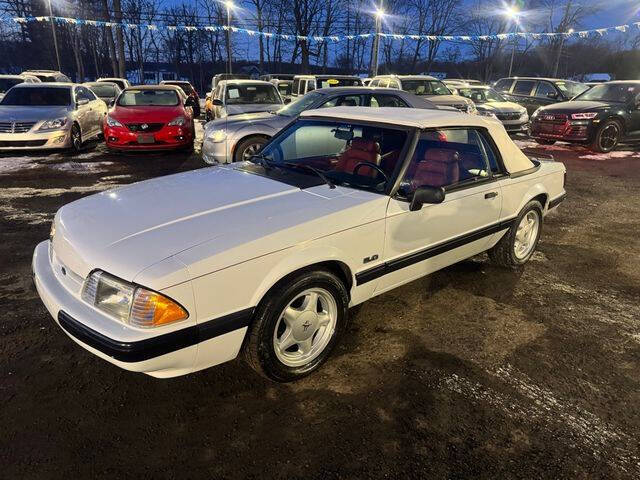 Ford-Mustang-1990-White