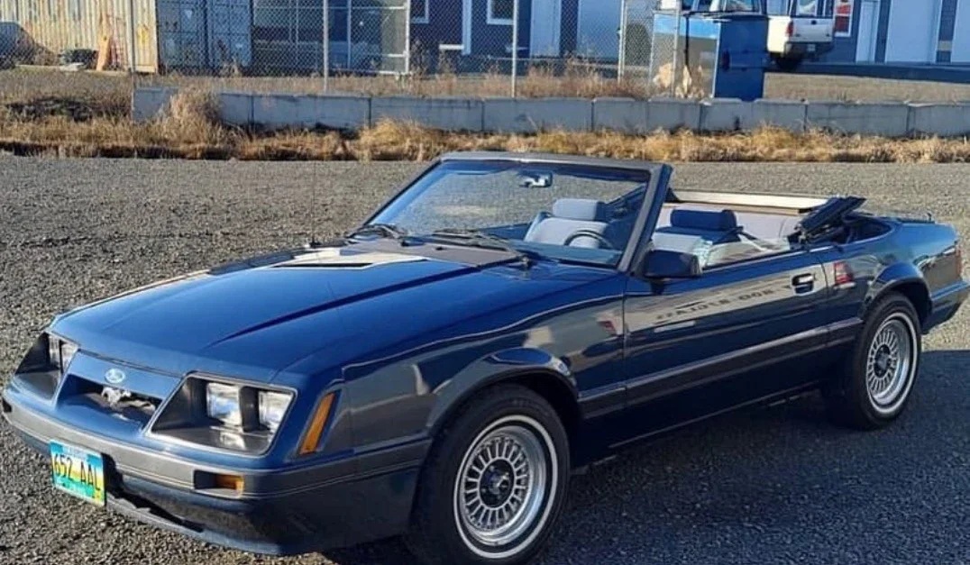 Ford-Mustang-lx-convertible-1986-Blue-Blue