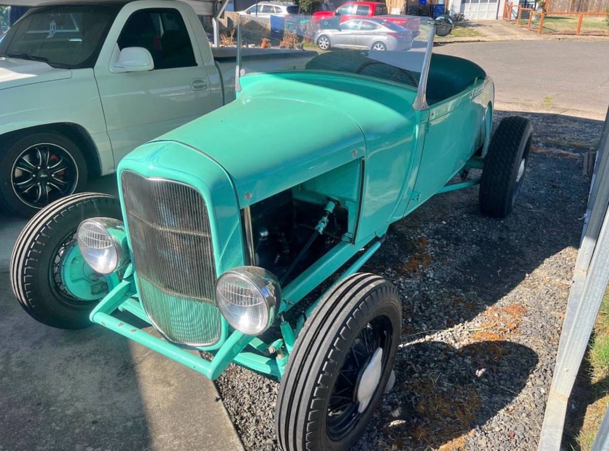 Ford-Roadster-1929-green
