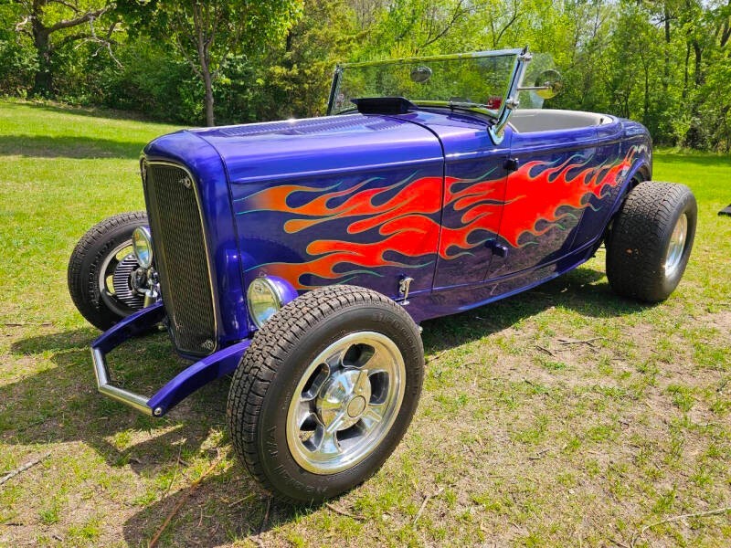 Ford-Roadster-1932-Coupe-Gray