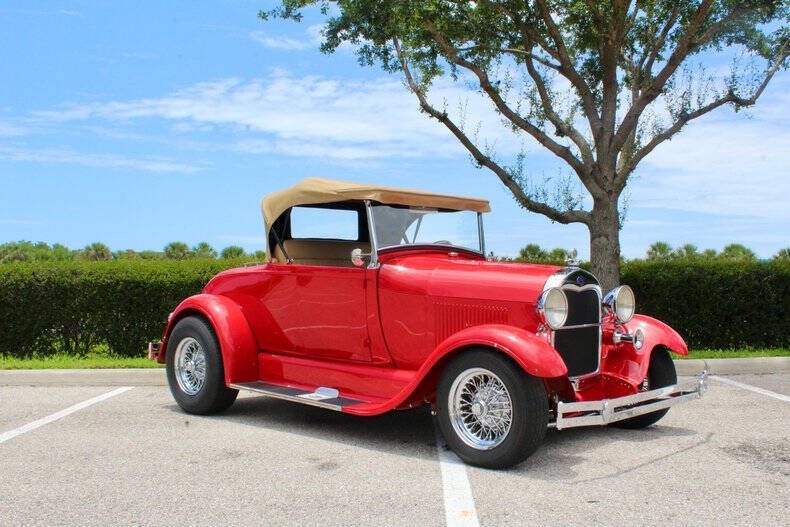 Ford-Roadster-Street-Rod-1928-Tan