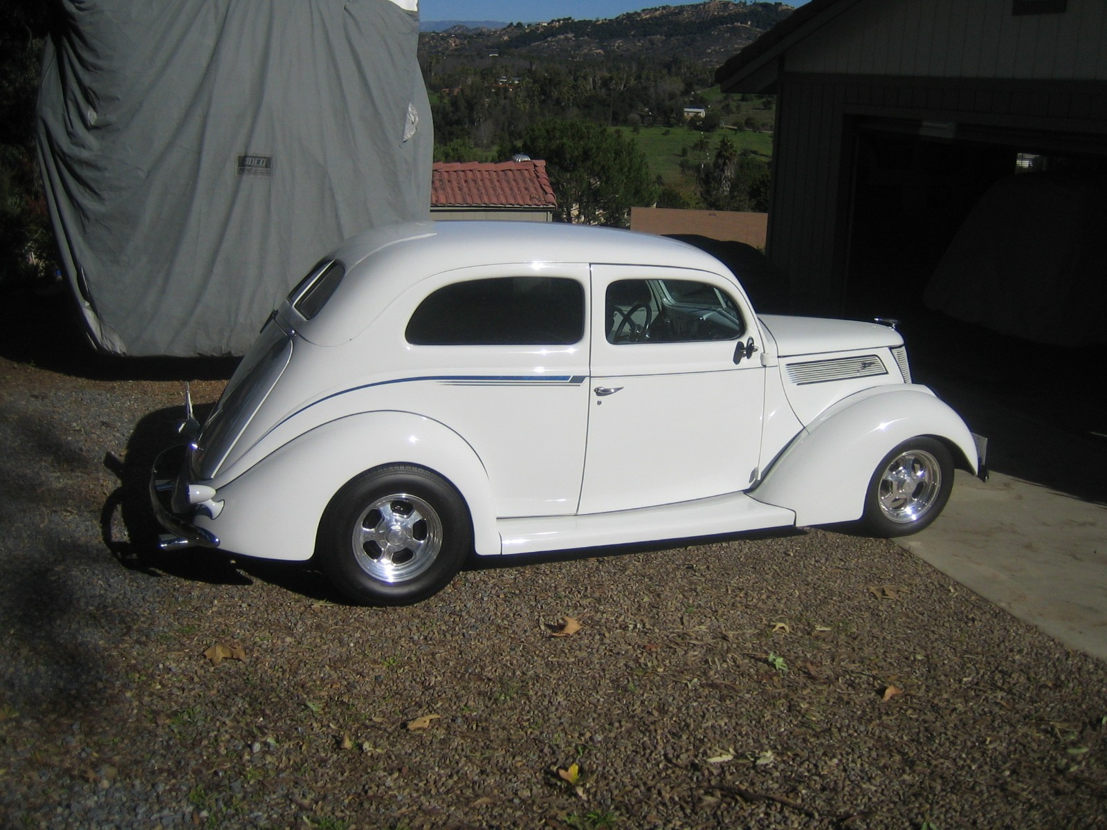 Ford-Slantback-Sedan-1937-Gray