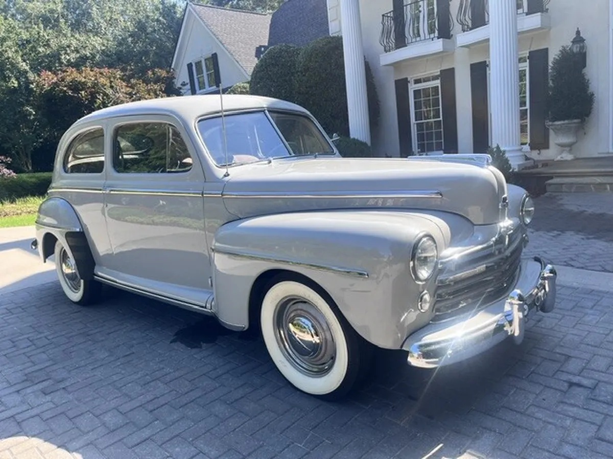 Ford-Super-deluxe-1948