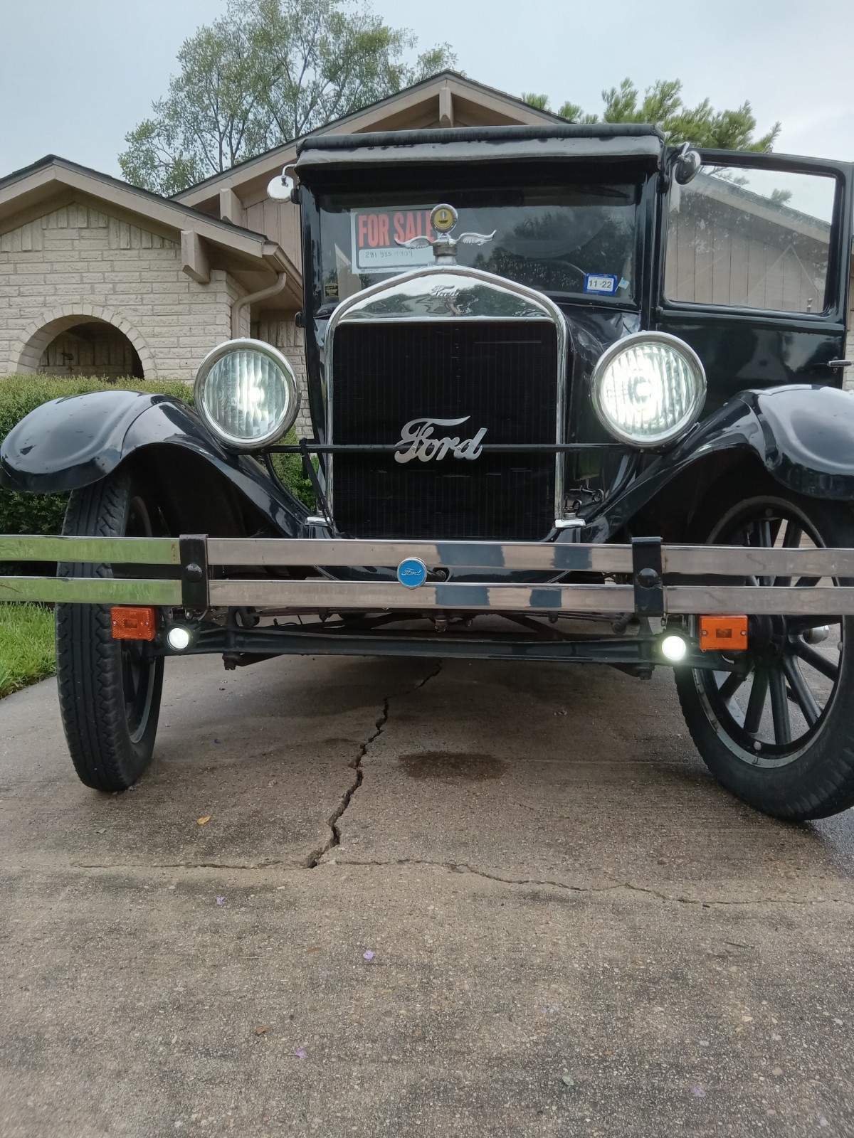 Ford-TUDOR-1926-Sedan-grey