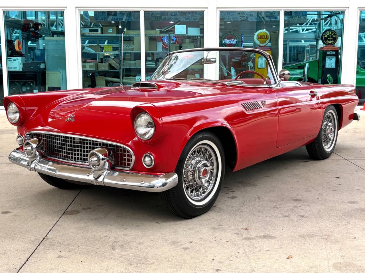 Ford-Thunderbird-1955-Convertible-Red-And-White