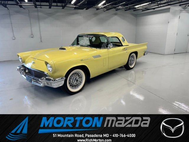 Ford Thunderbird 1957