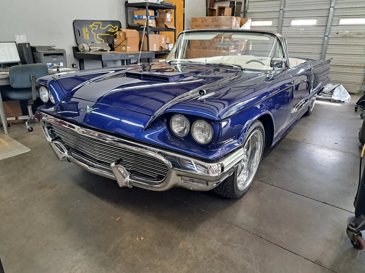 Ford-Thunderbird-1959