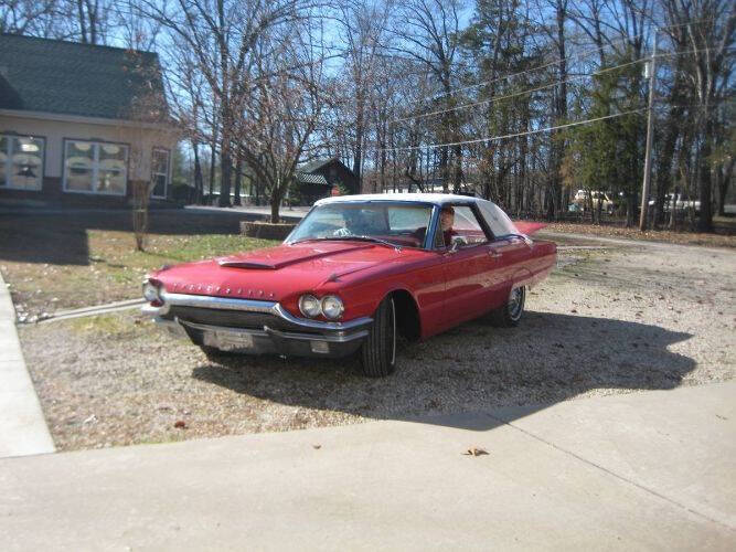 Ford-Thunderbird-1964-Vermilion-Red-White-Vinyl-Top-Red